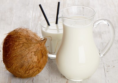 coconut milk leche de coco